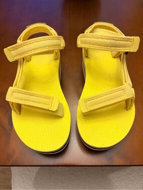 Teva Flatform Universal Mesh Sandals